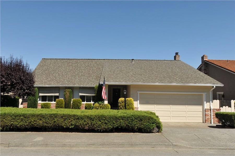 Residential roofing services in Painesville